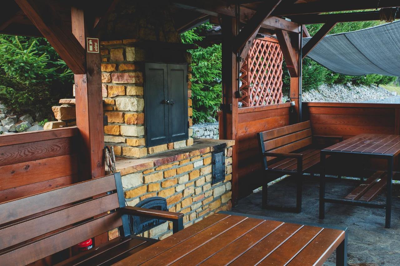فندق Glamping Pod Gwiazdami Pietrusza Wola المظهر الخارجي الصورة