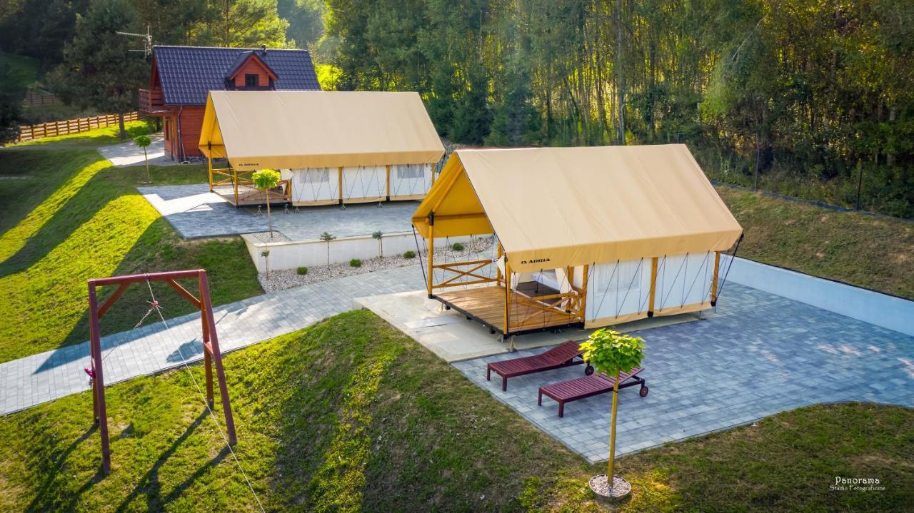 فندق Glamping Pod Gwiazdami Pietrusza Wola المظهر الخارجي الصورة