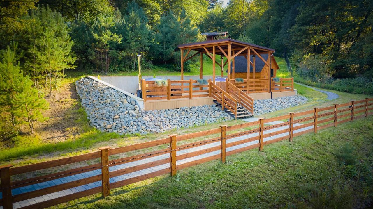 فندق Glamping Pod Gwiazdami Pietrusza Wola المظهر الخارجي الصورة