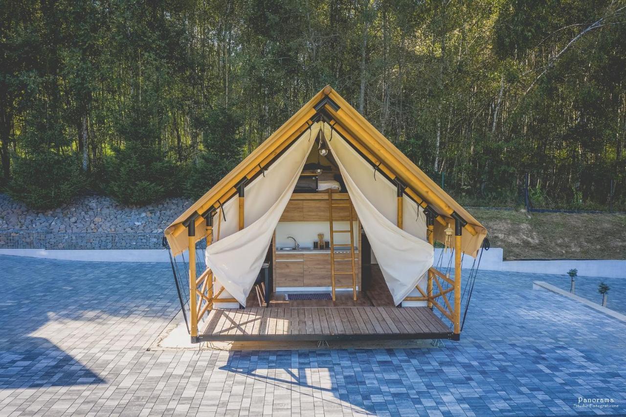 فندق Glamping Pod Gwiazdami Pietrusza Wola المظهر الخارجي الصورة